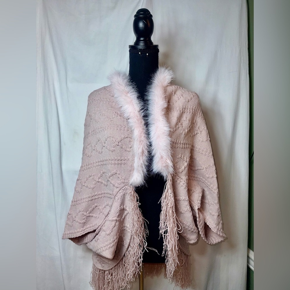 Dusty Rose Knit Cape with Faux Fur Trim